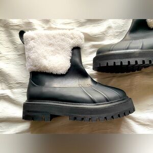 Loro Piana White Shearling Winter Boots